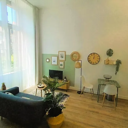 Apartment De Proche Centre Historique *